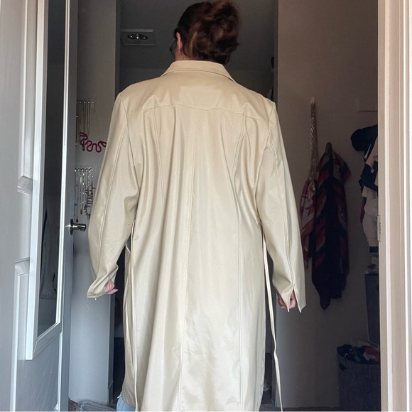 Vintage Trench Coat - Picture 5 of 7